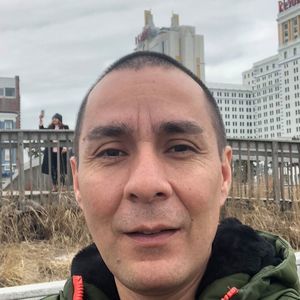 Meet your Posher, Juan guillermo